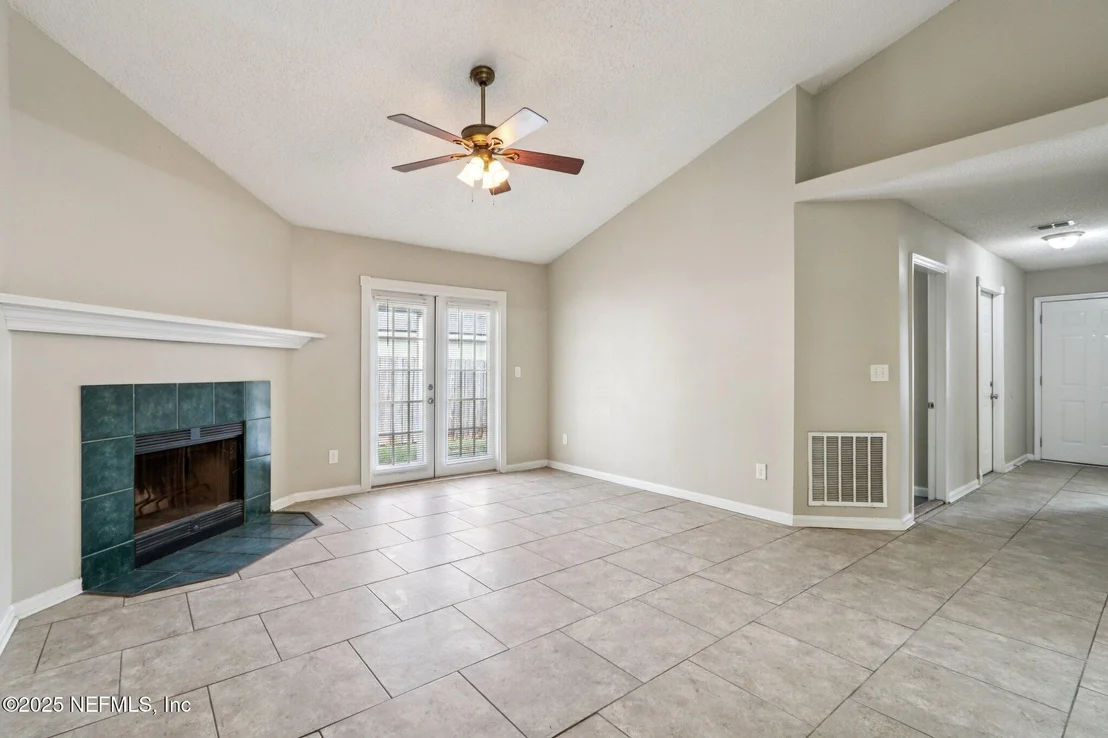 Photo of 1864 SHERATON LAKES Circle