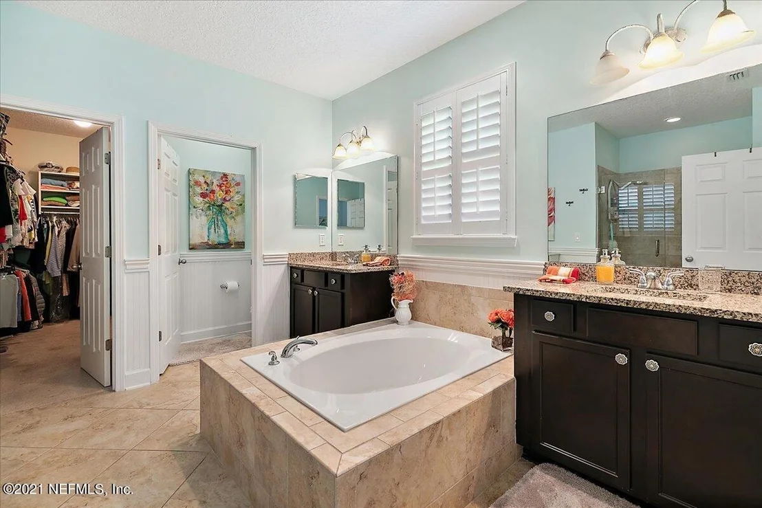 Photo of 4000 SEASIDE Drive E