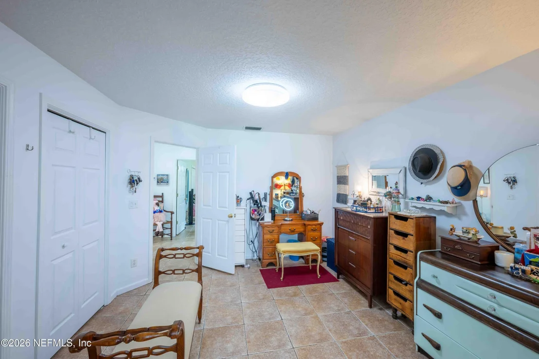 Photo of 838 WESTMINSTER Drive