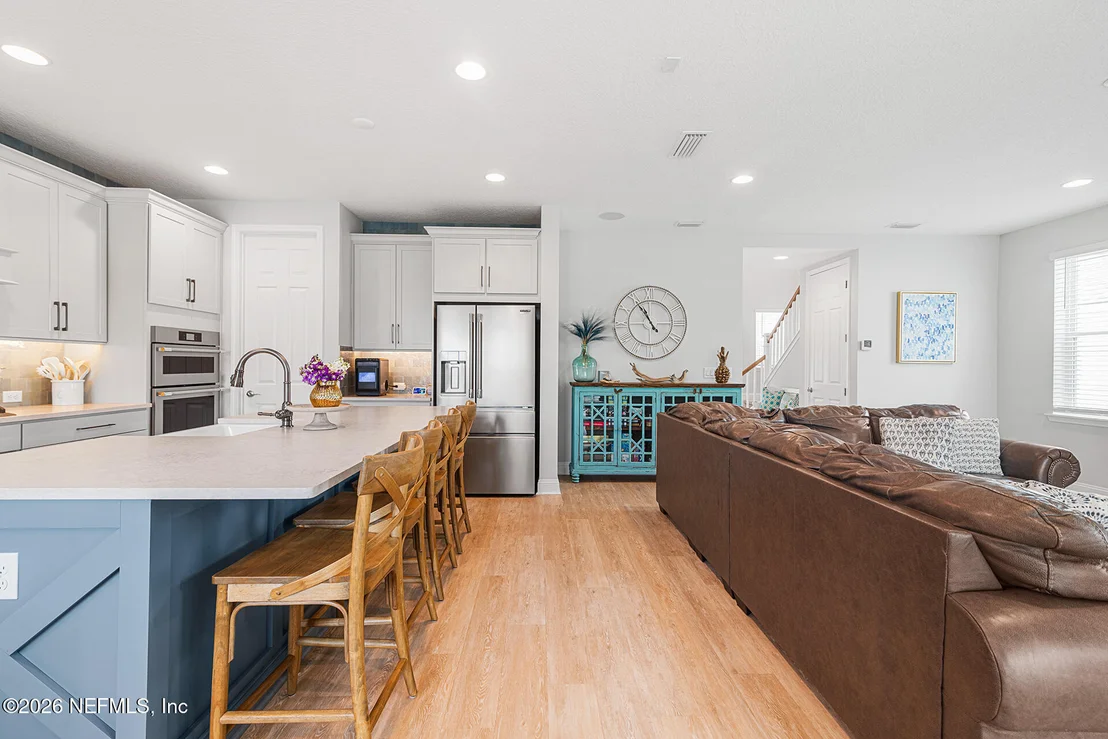 Photo of 428 BLUE HAMPTON Drive