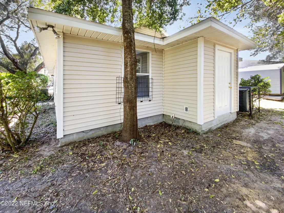 Photo of 1603 BROOK FOREST Drive