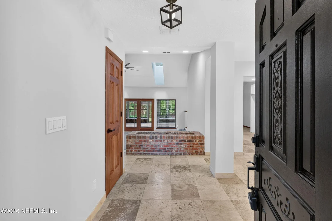 Photo of 3016 NAUTILUS Road