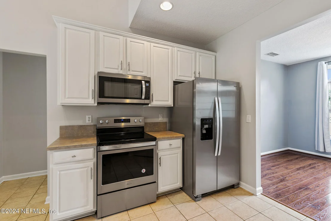 Photo of 4120 LONICERA Loop