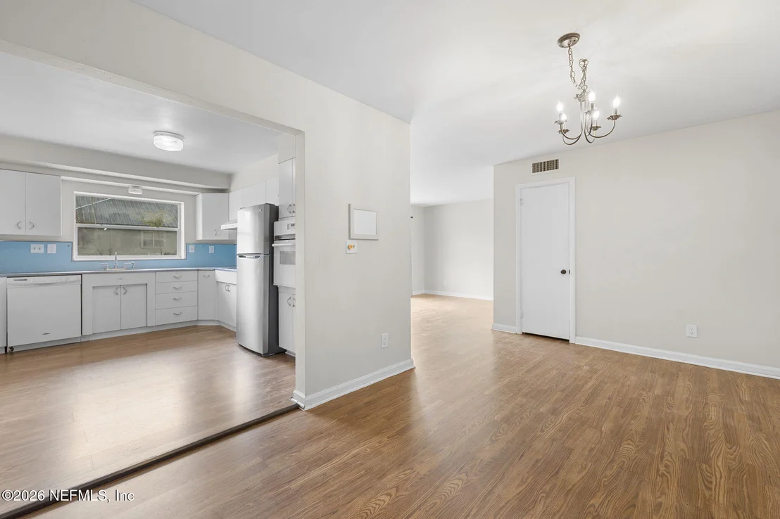 Photo of 2324 BUTTONWOOD Drive