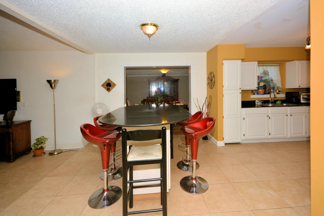 Photo of 10316 JOLYNN Road
