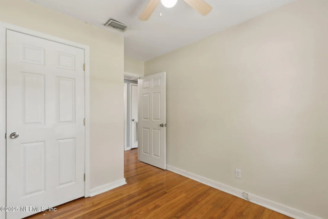 Photo of 10435 STONE Road