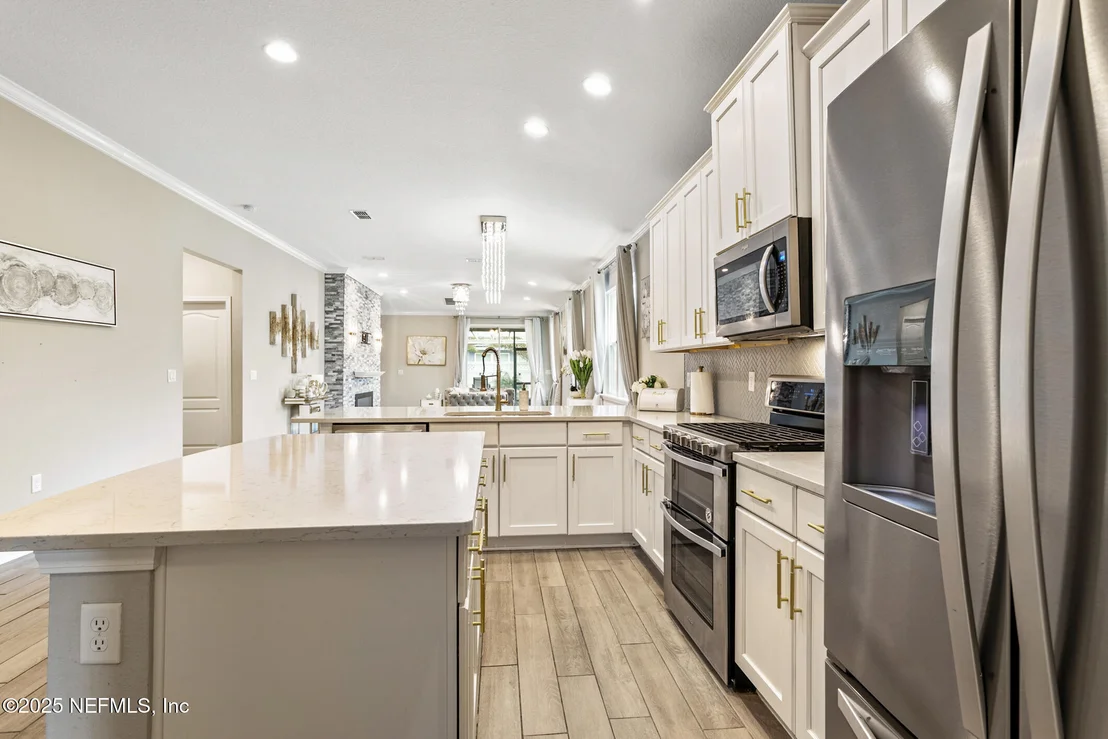 Photo of 124 SILVERLEAF VILLAGE Drive