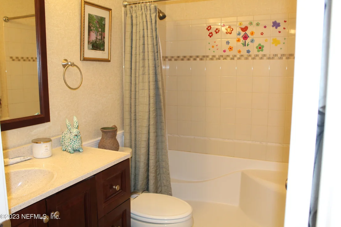 Photo of 501 JULIETA Court