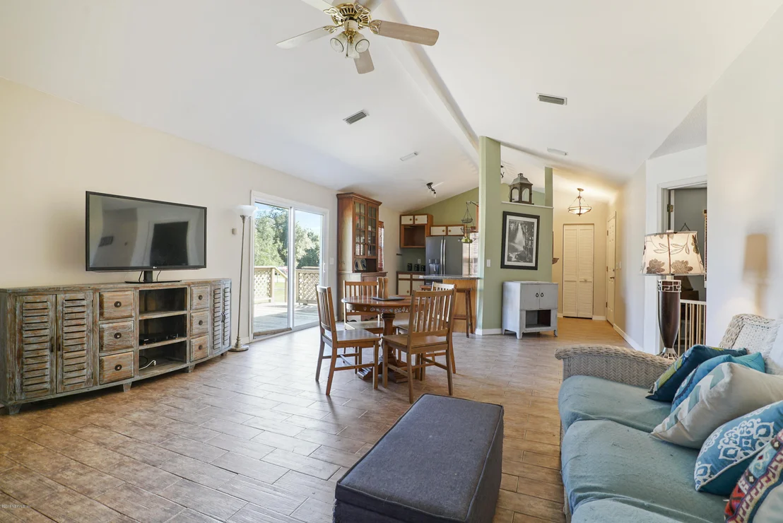 Photo of 116 HARVARD Road