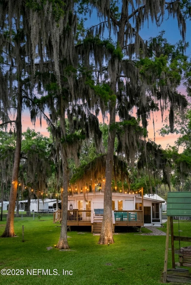 Photo of 198 PALM Drive