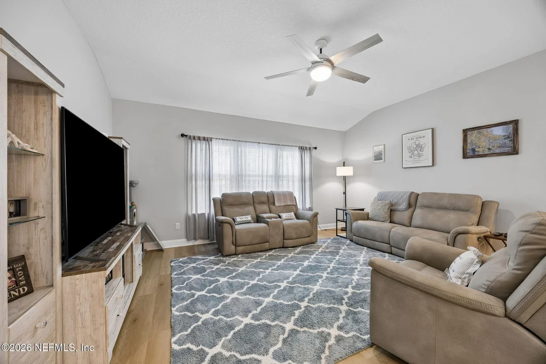 Photo of 2695 PRIMROSE Circle