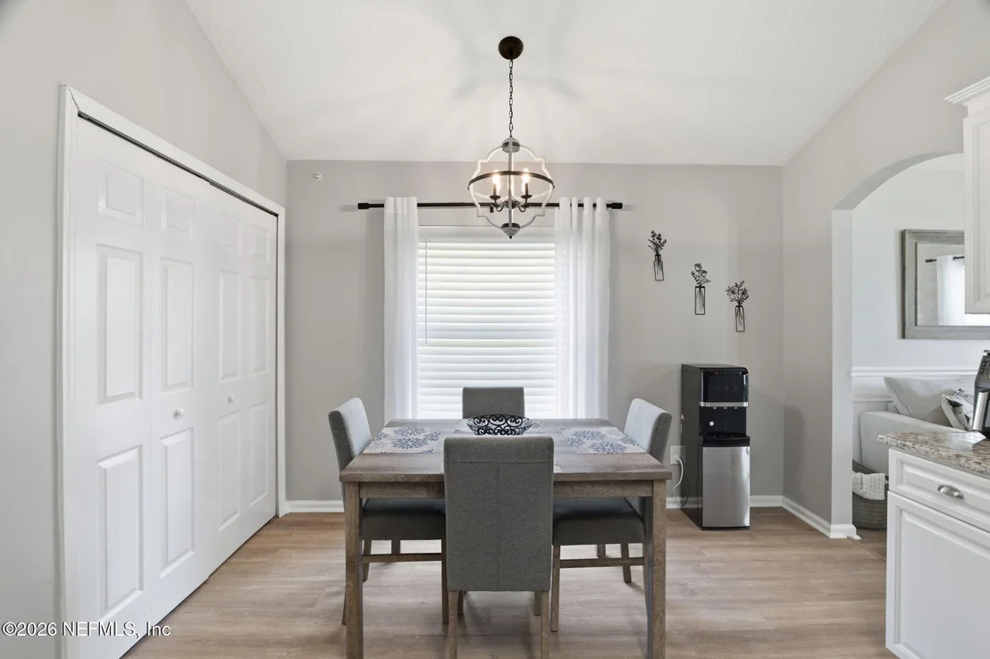 Photo of 920 OAK ARBOR Circle