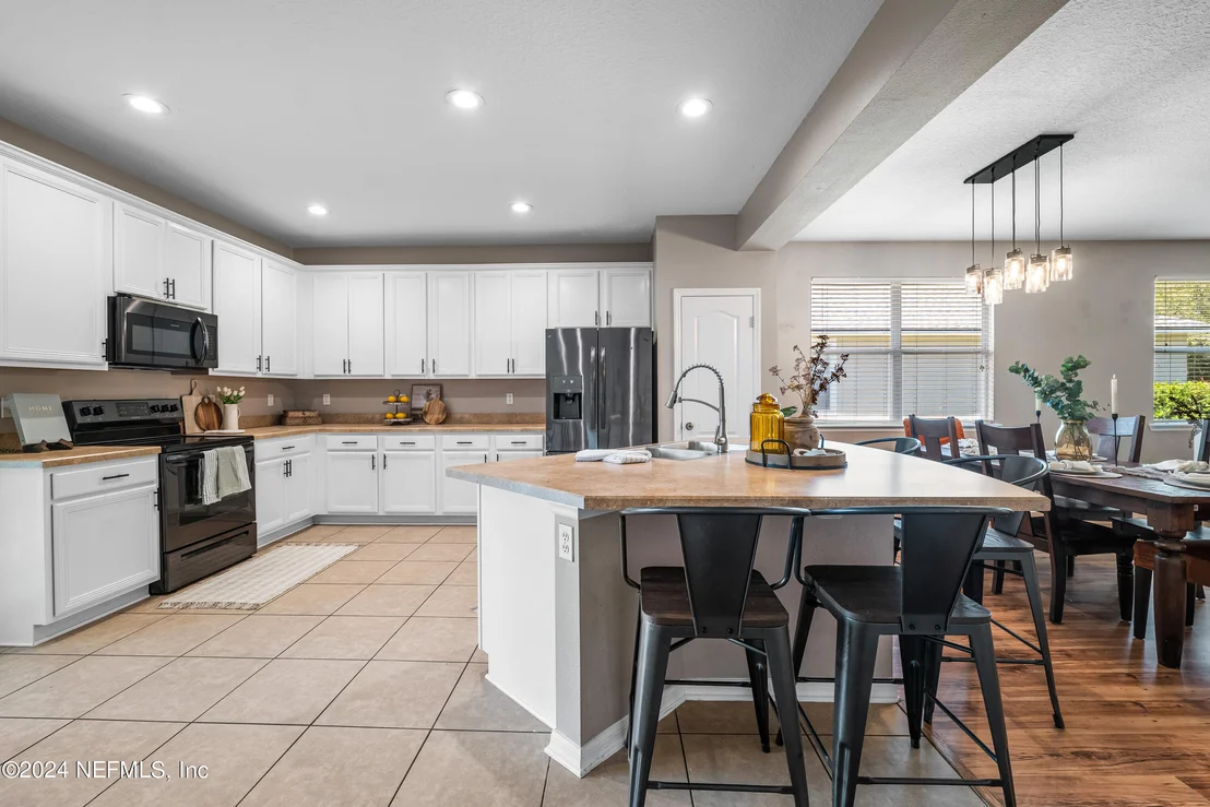 Photo of 13150 TOM MORRIS Drive
