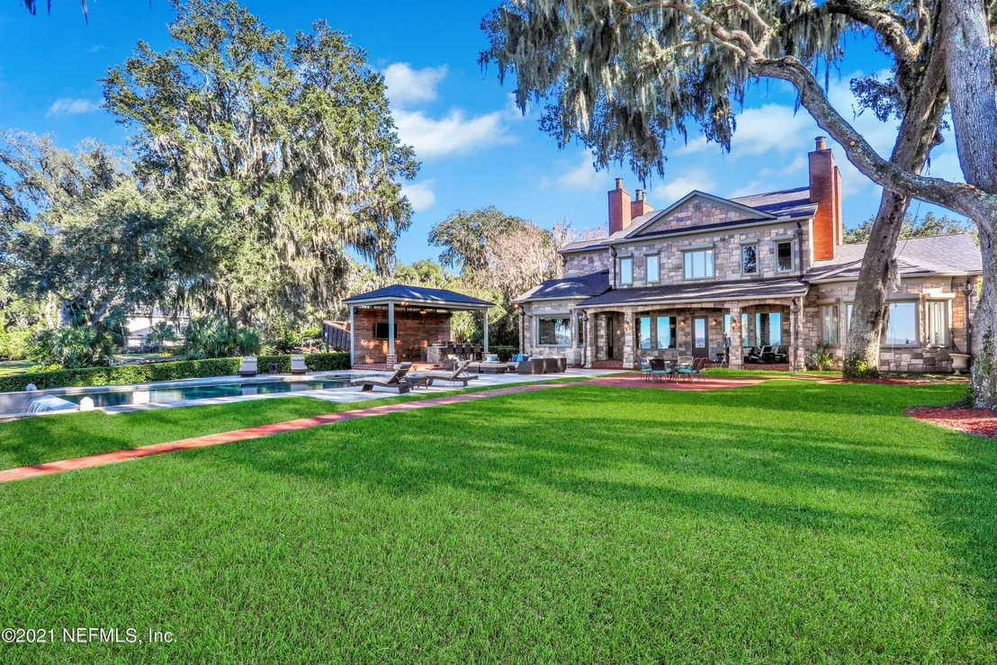 Photo of 3531 BEAUCLERC Circle N