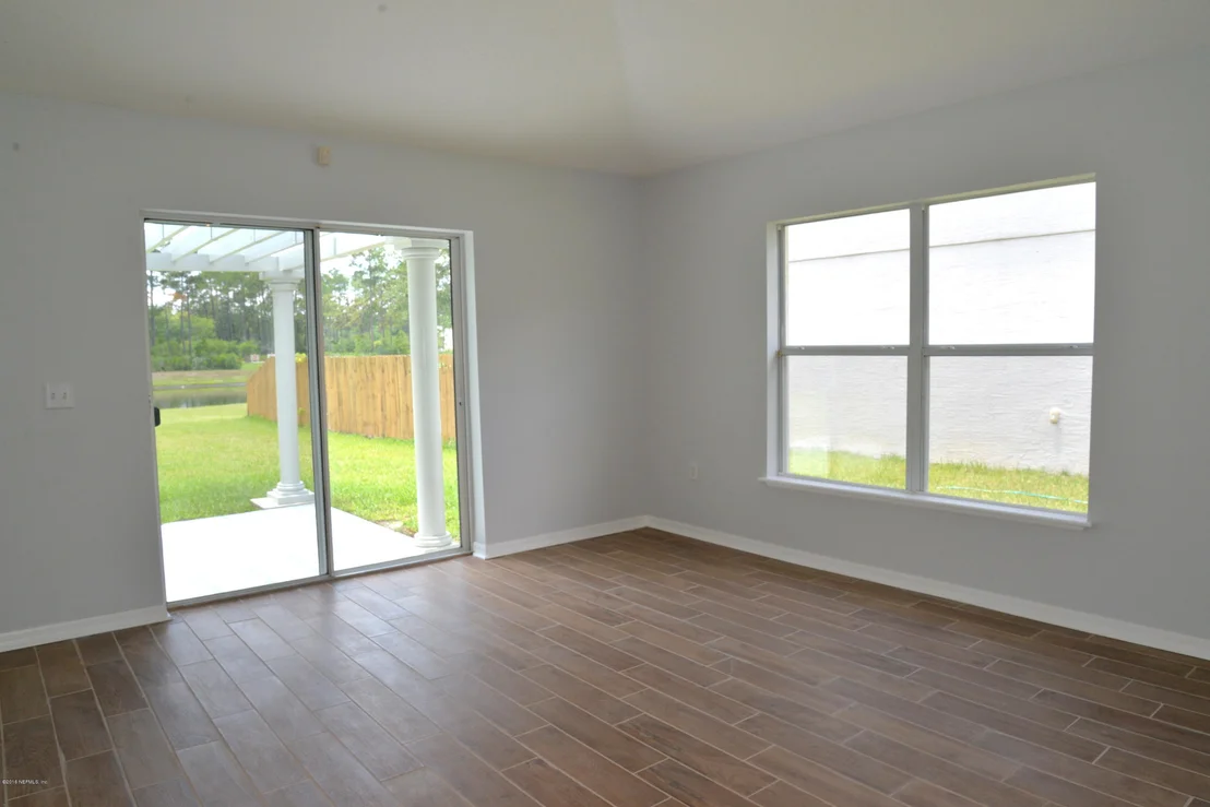 Photo of 141 KING ARTHUR Court