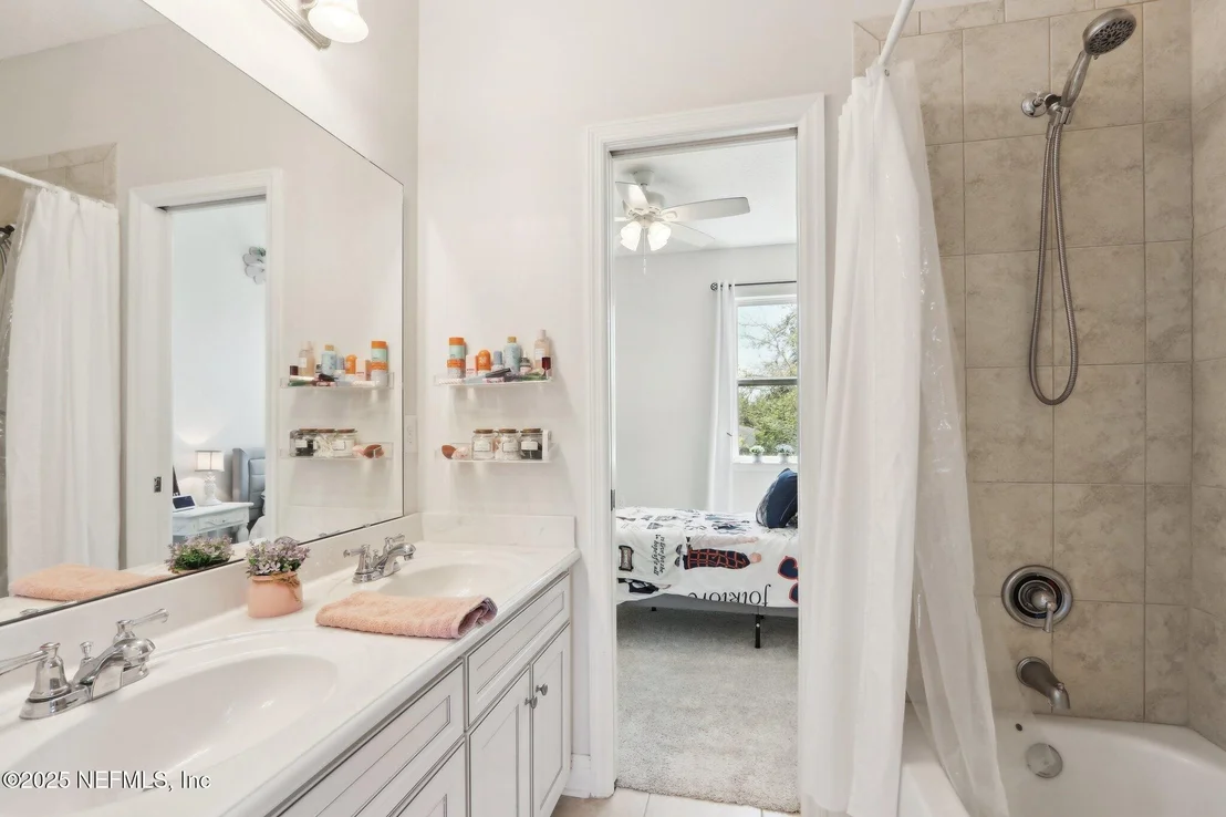 Photo of 212 CORNWALL Drive