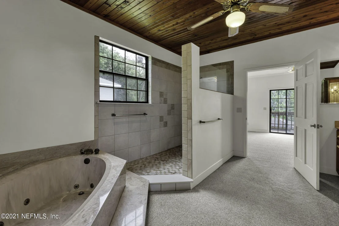 Photo of 824 LAWHON Drive