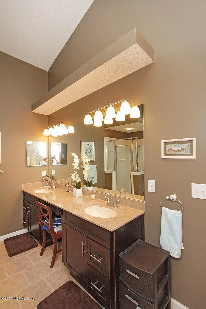Photo of 928 N LILAC Loop