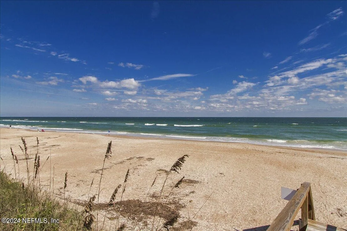 Photo of 92 OCEANVIEW Drive