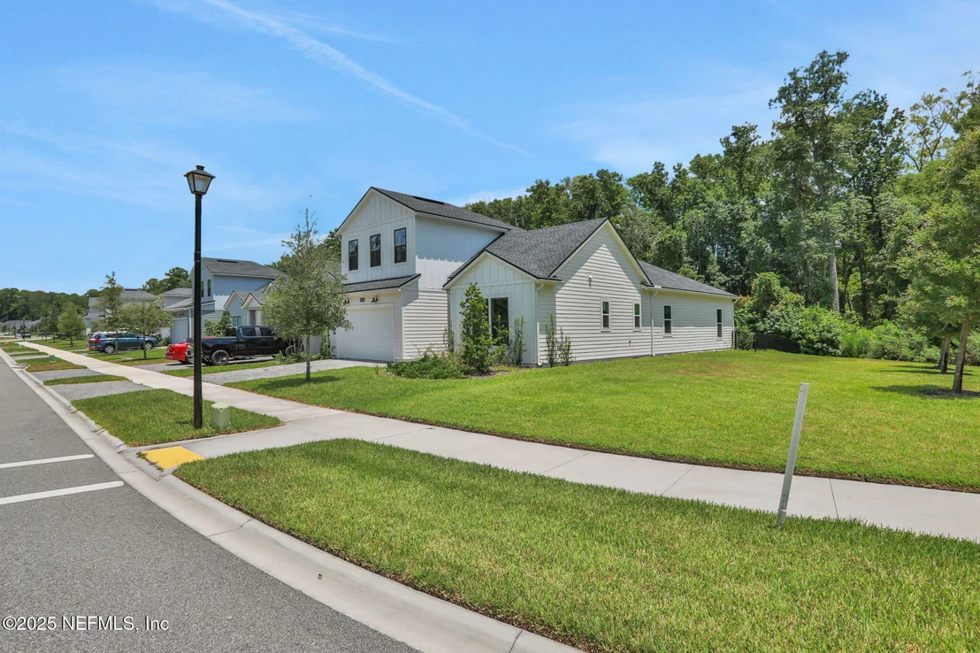 Photo of 10149 FILAMENT Boulevard