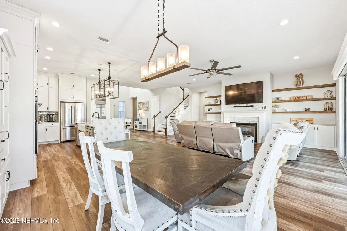 Photo of 383 PINE HAVEN Drive