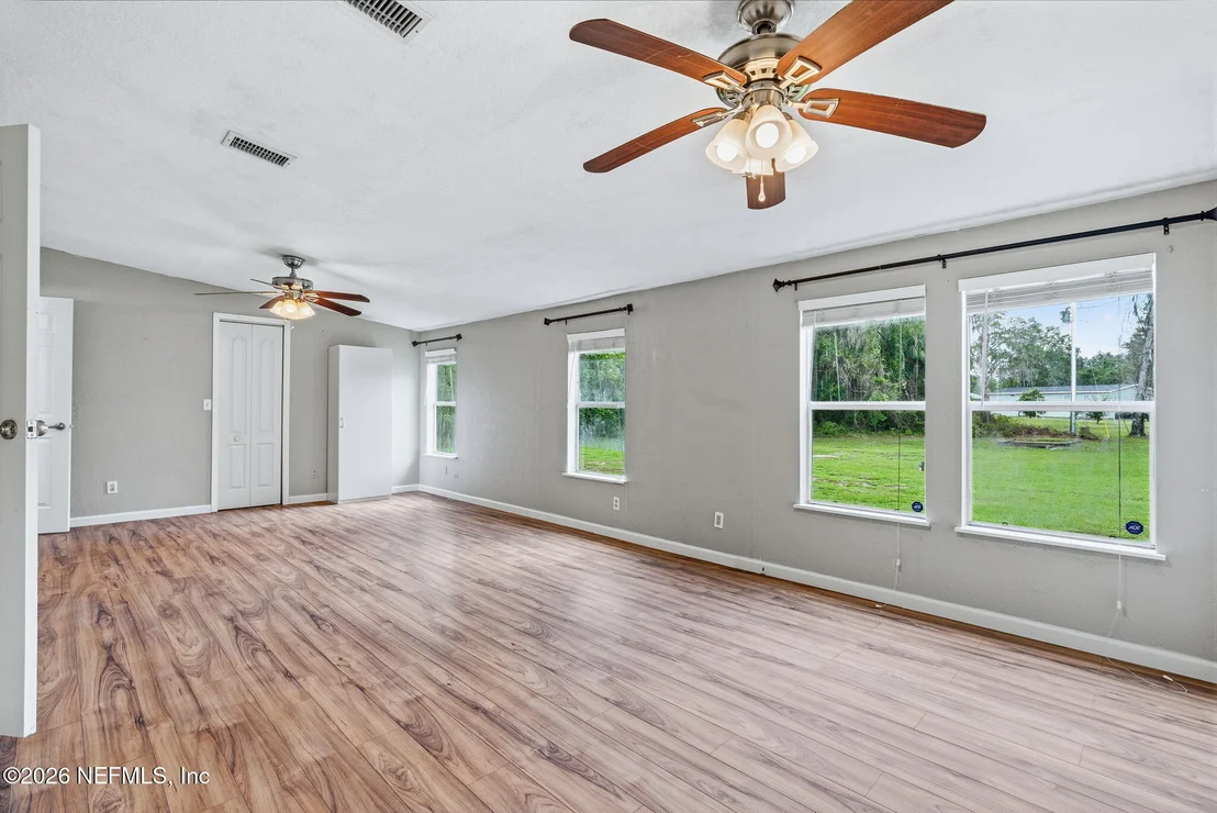 Photo of 2775 LIGHTNING Way