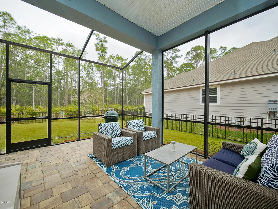 Photo of 453 EAGLE ROCK Drive