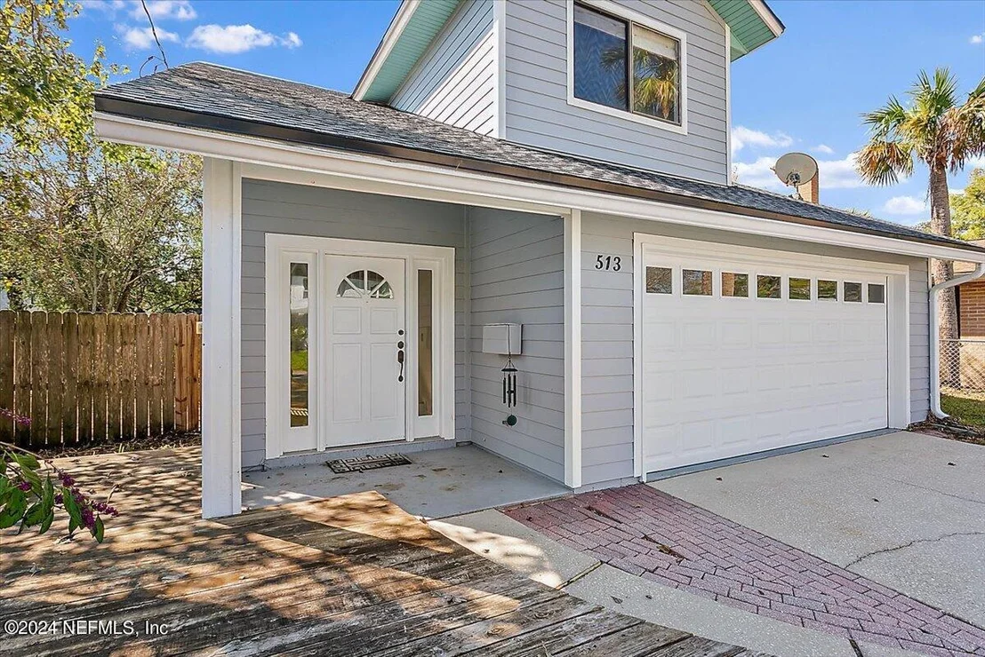 Photo of 513 OLEANDER Street