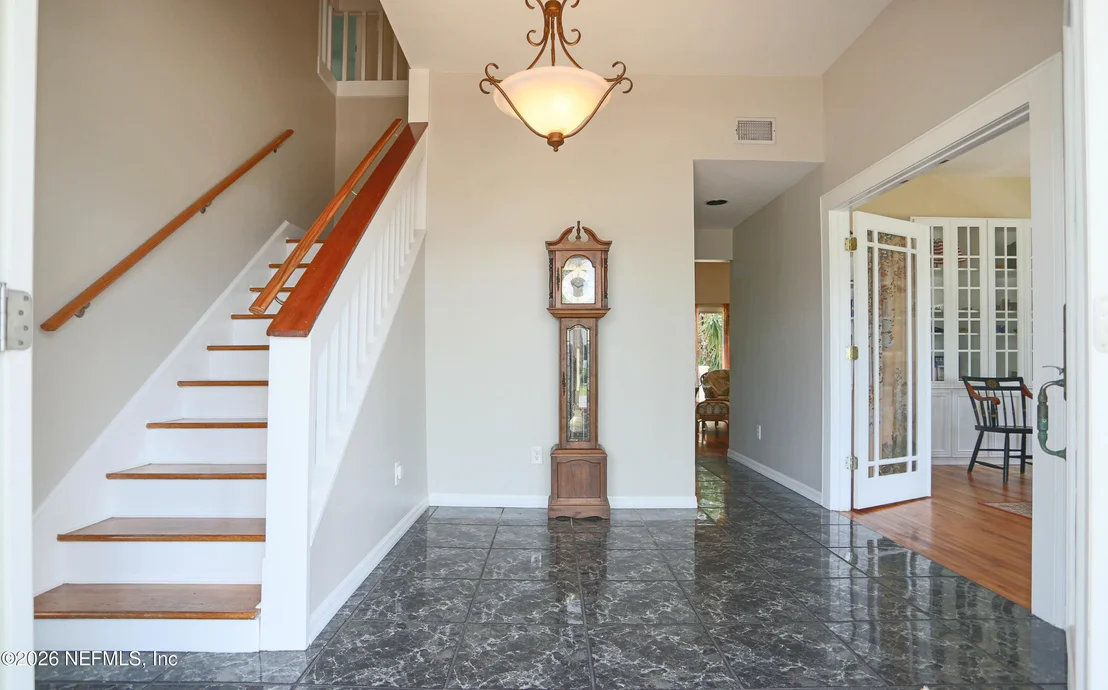 Photo of 304 GENOA Road