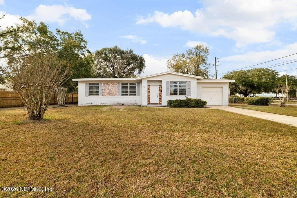 Photo of 7204 HERNANDO Road