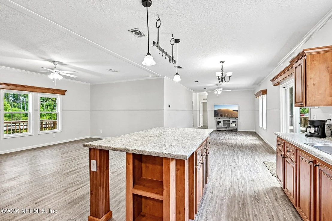 Photo of 7945 COUNTY ROAD 13 N