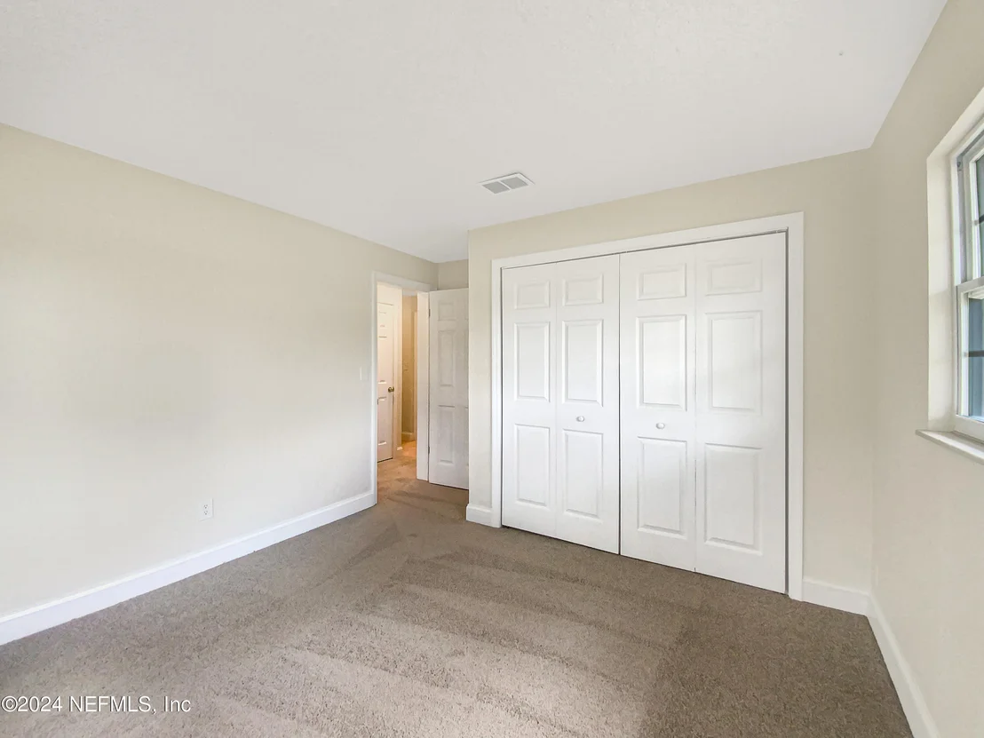 Photo of 150 SHORES Boulevard