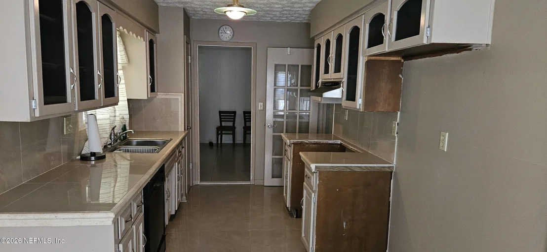 Photo of 3839 FERNGLEN Drive