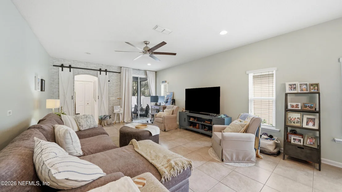 Photo of 3545 HAWTHORN Way