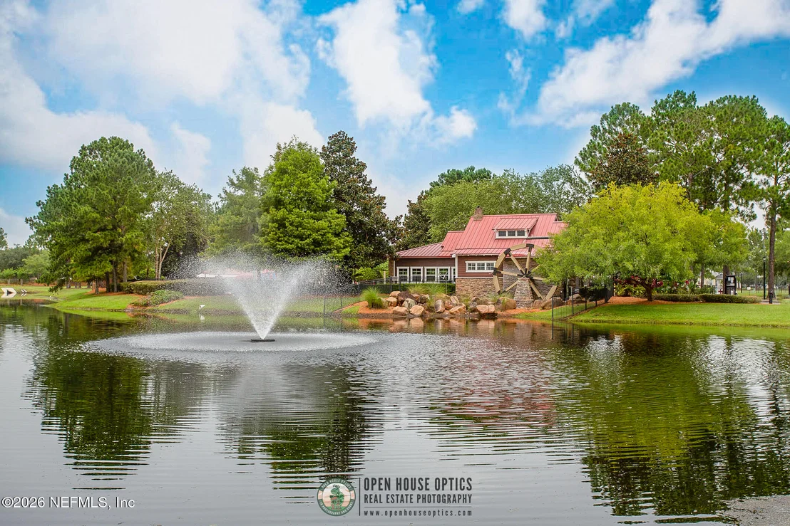 Photo of 9648 BEMBRIDGE MILL Drive