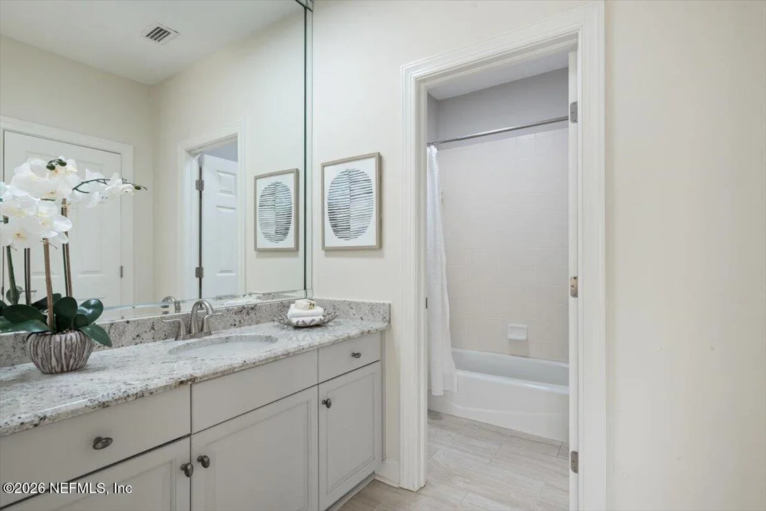Photo of 240 ST JOHNS FOREST Boulevard