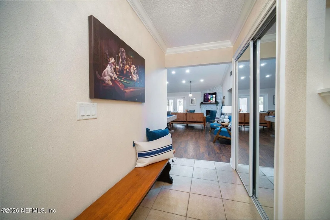 Photo of 4293 WALNUT Bend
