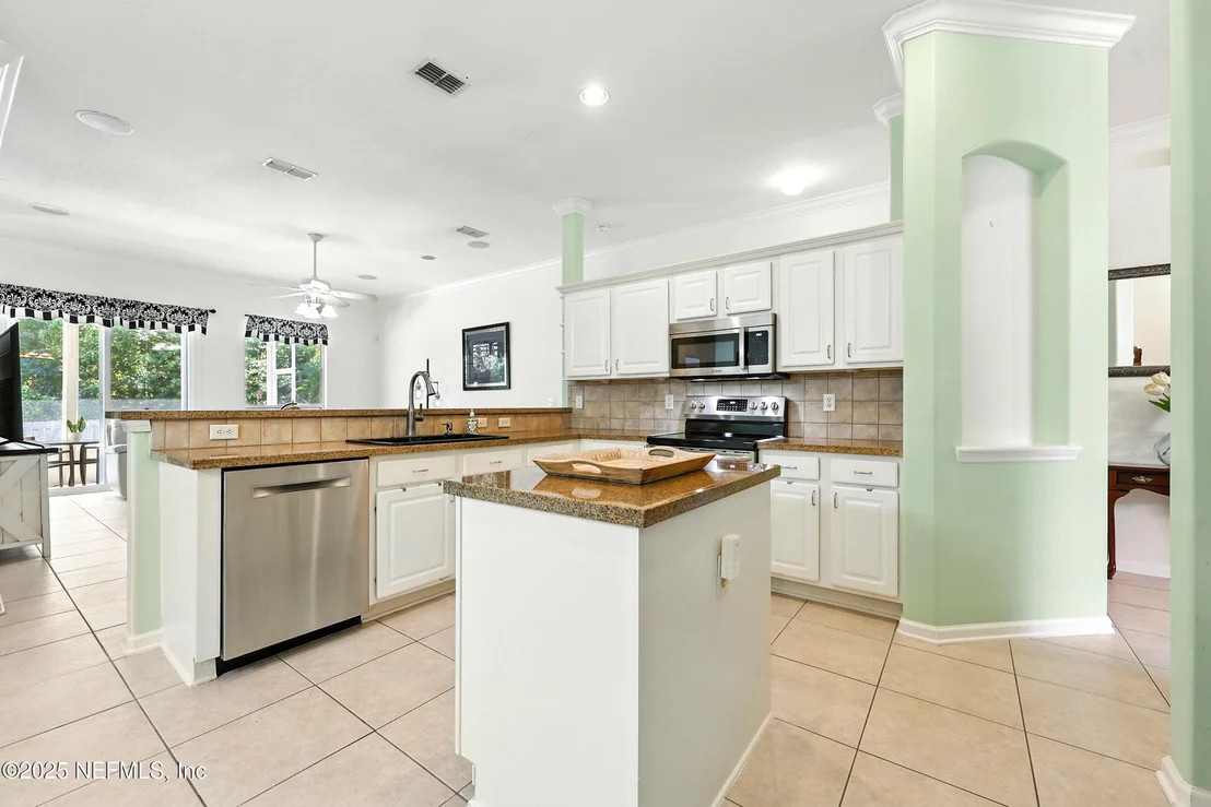 Photo of 8613 CROOKED TREE Drive