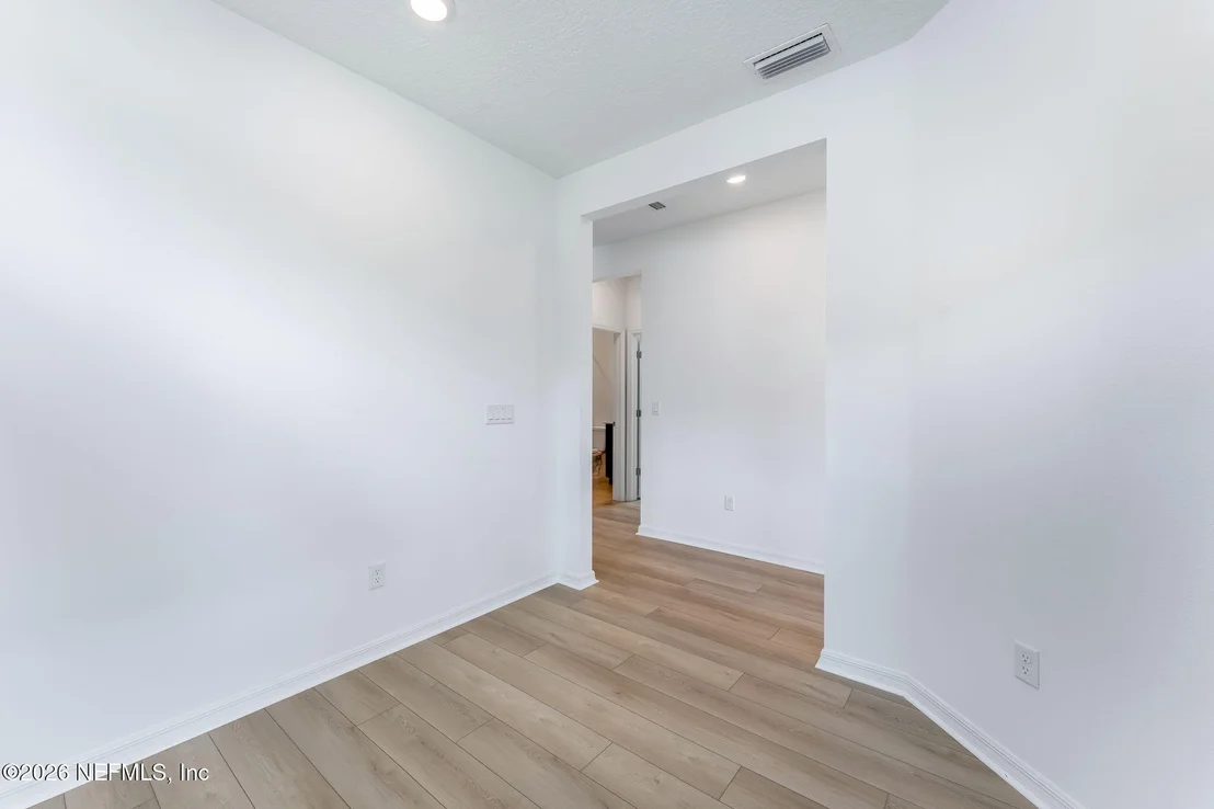 Photo of 401 TRANQUIL TRAIL Circle