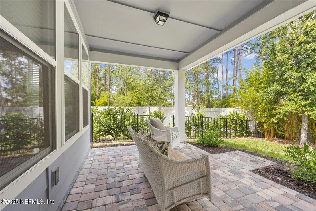Photo of 10976 TOWN VIEW Drive