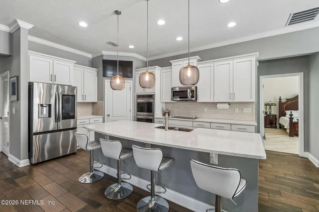 Photo of 620 MELROSE ABBEY Lane