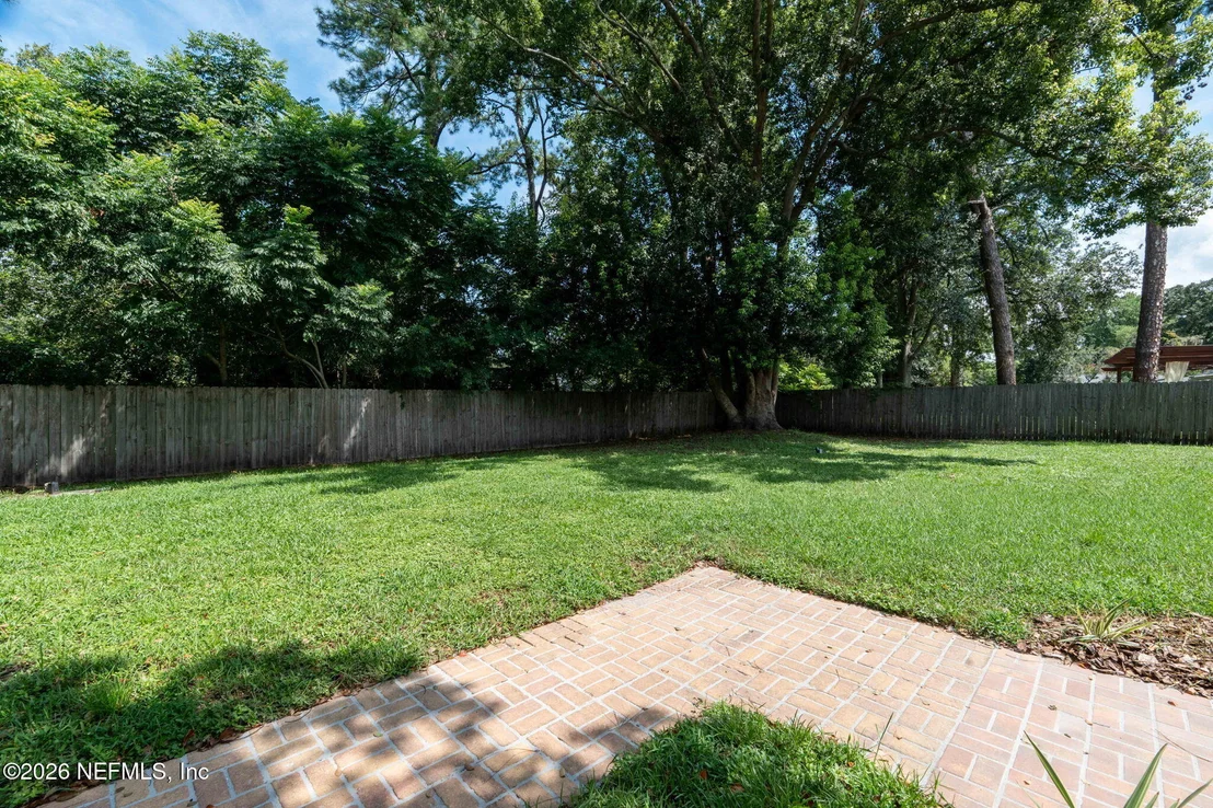 Photo of 3333 PICADILLY Lane