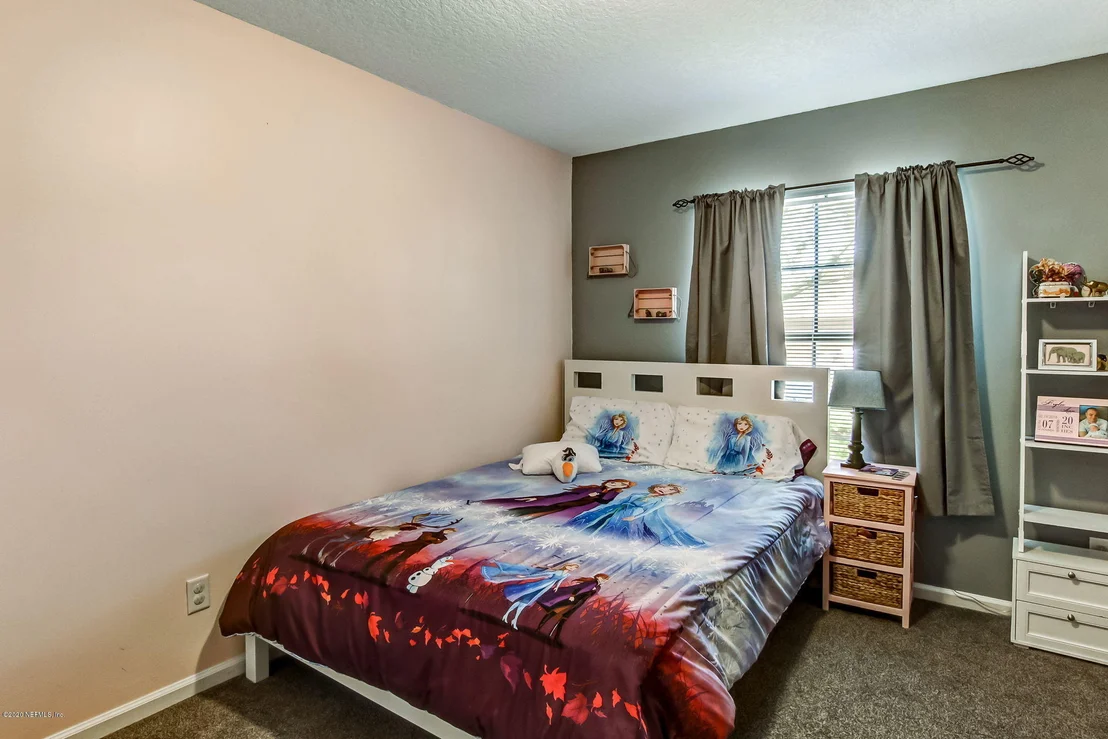 Photo of 3143 ROUNDHAM Lane