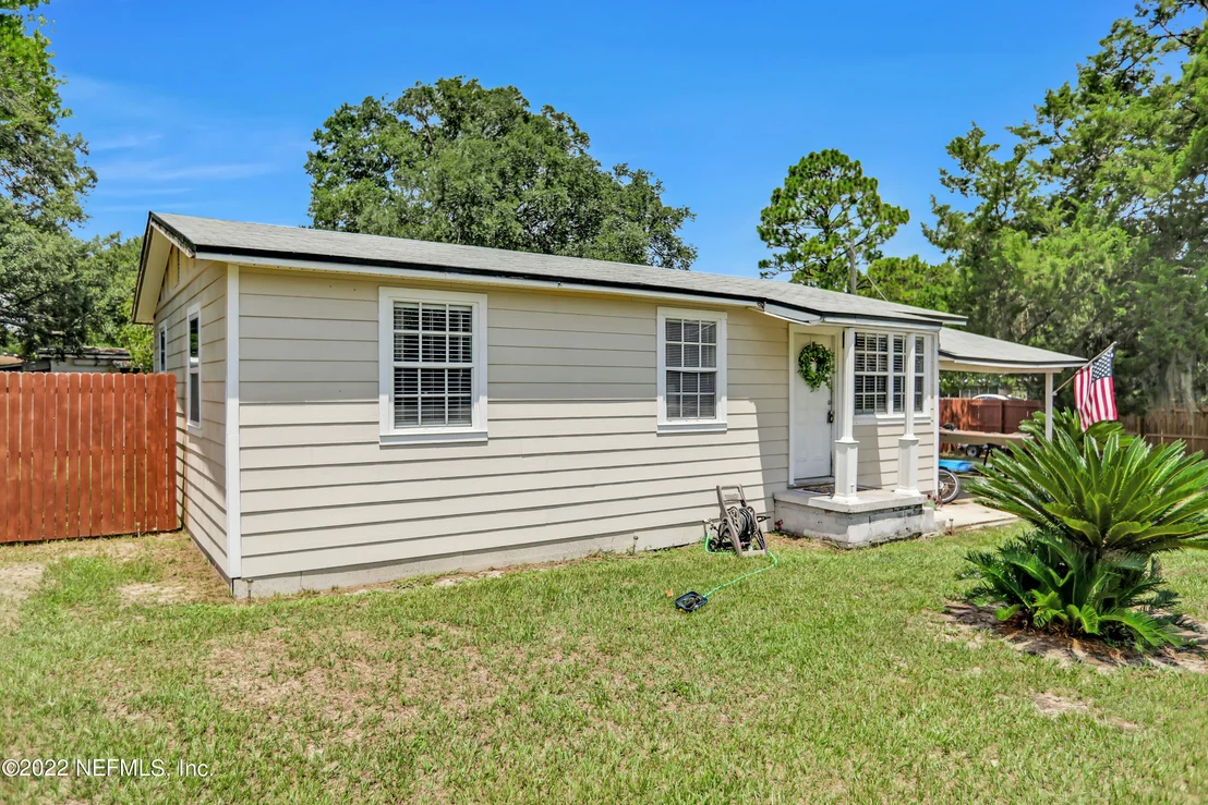 Photo of 2448 DAVIS Road