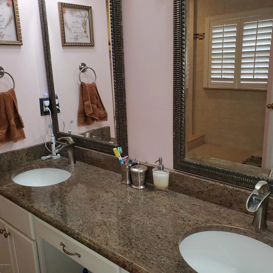 Photo of 14620 BASILHAM Lane