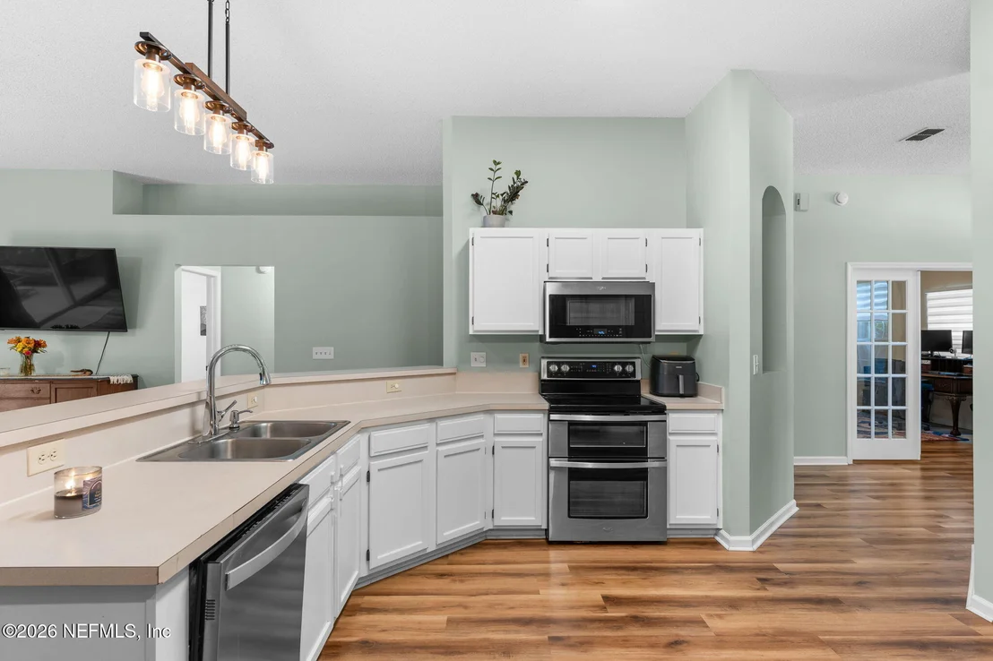 Photo of 741 AUSTIN Place