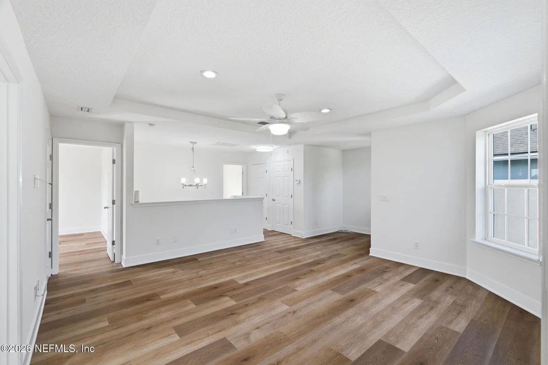Photo of 620 HOWLAND Drive