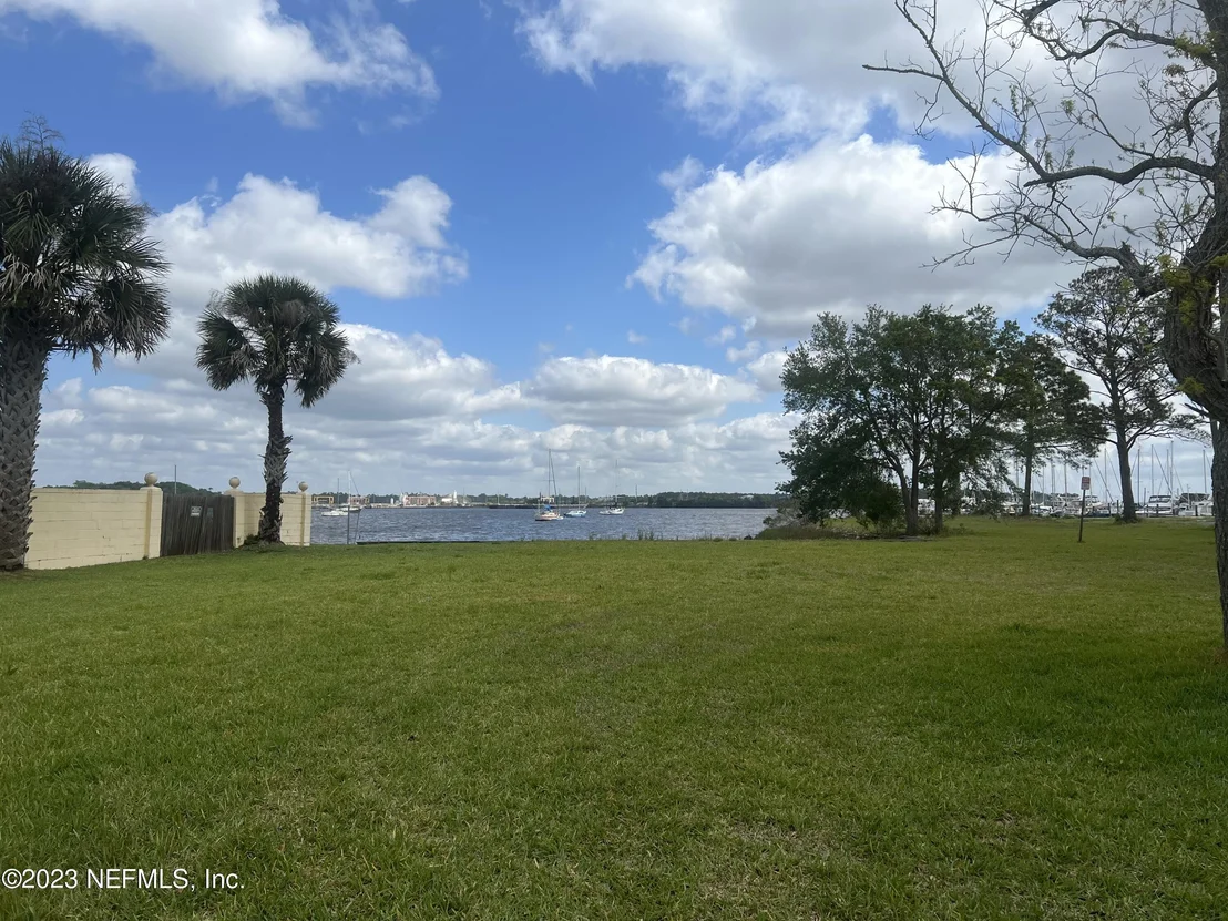 Photo of 400 TROUT RIVER Drive