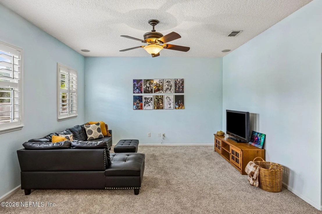 Photo of 321 ADDISON Court