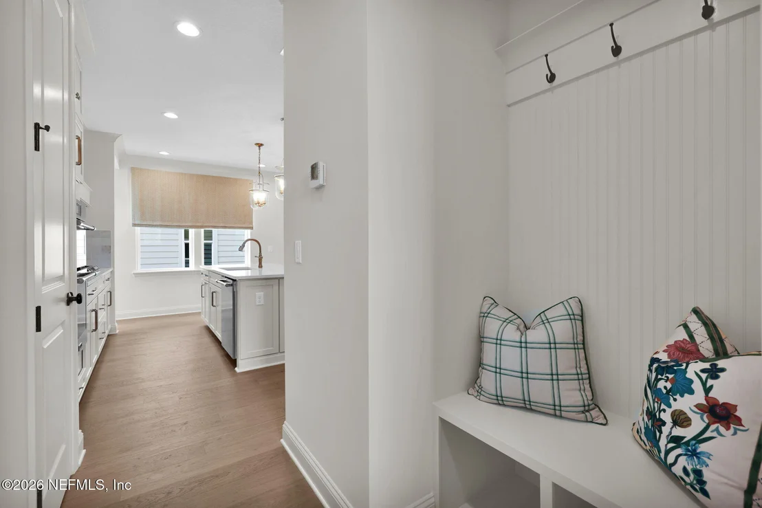 Photo of 342 SEAMARK Drive